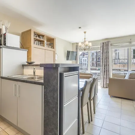 Chic With Sea Access, Cleaning Included Blankenberge